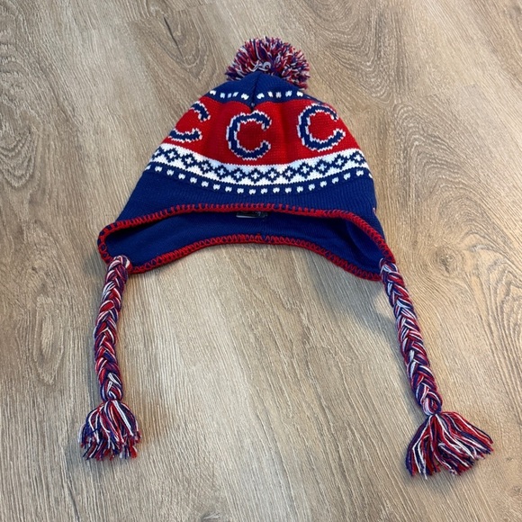 chicago cubs Accessories - Chicago cubs- Red and Blue Knit Pom-Pom Hat- one size